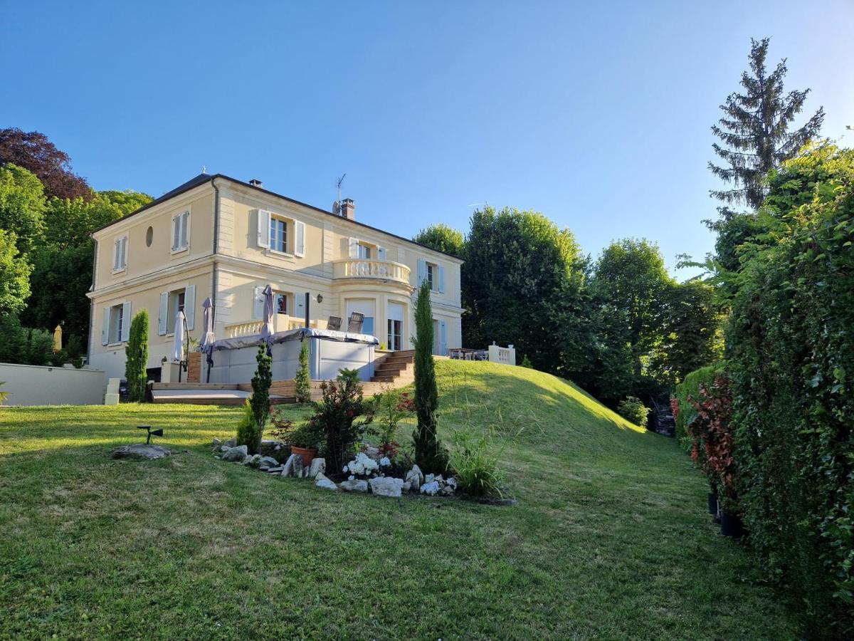La Source De Bougival Apartman Kültér fotó