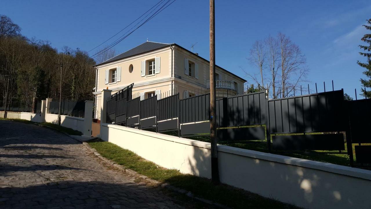 La Source De Bougival Apartman Kültér fotó